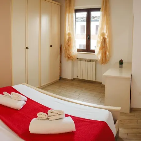 Giusi * 特罗佩阿